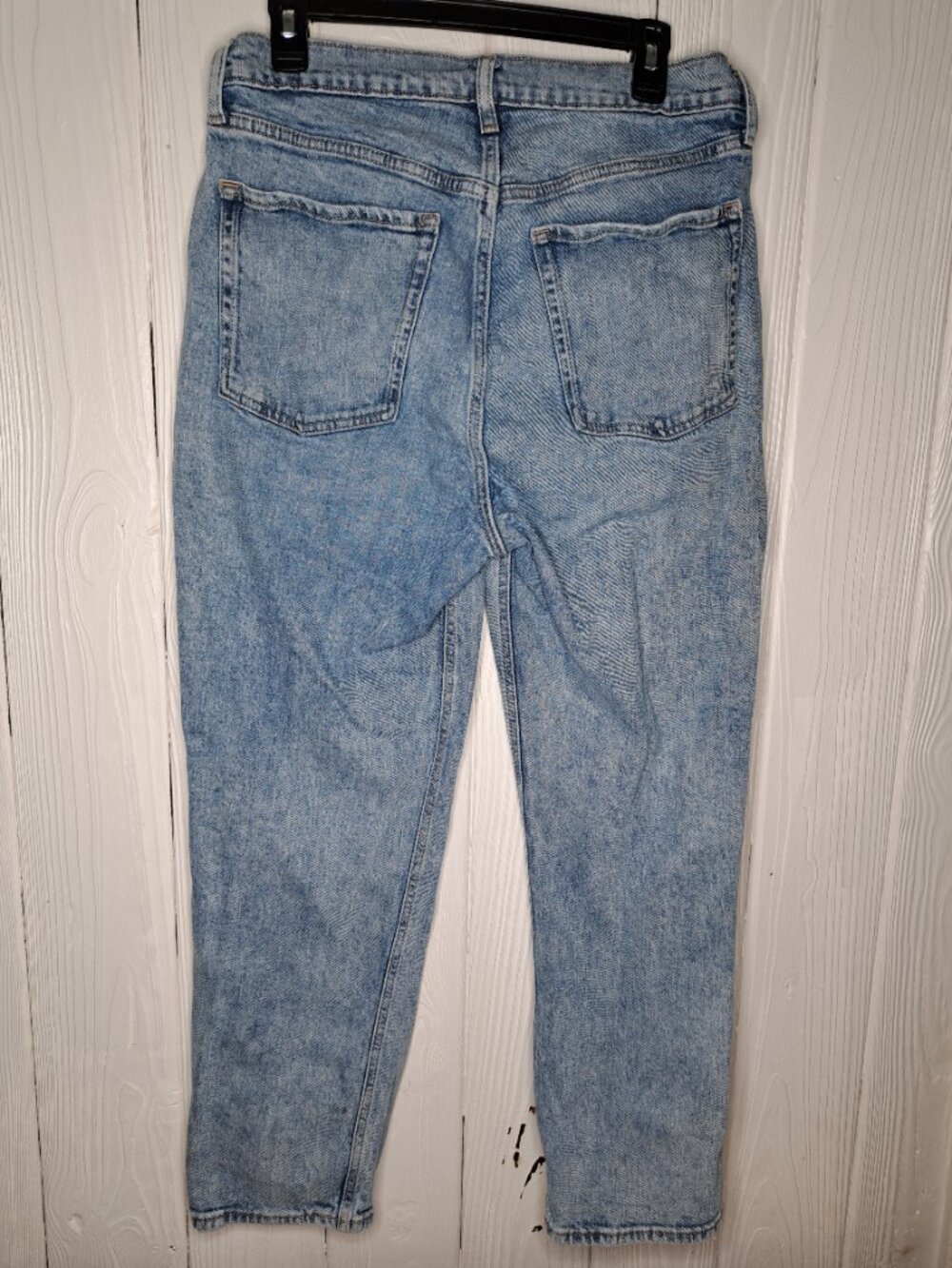 Old Navy Extra High-Waisted Button-Fly Sky-Hi Straight Ripped Jeans Size 12 - Picture 5 of 9